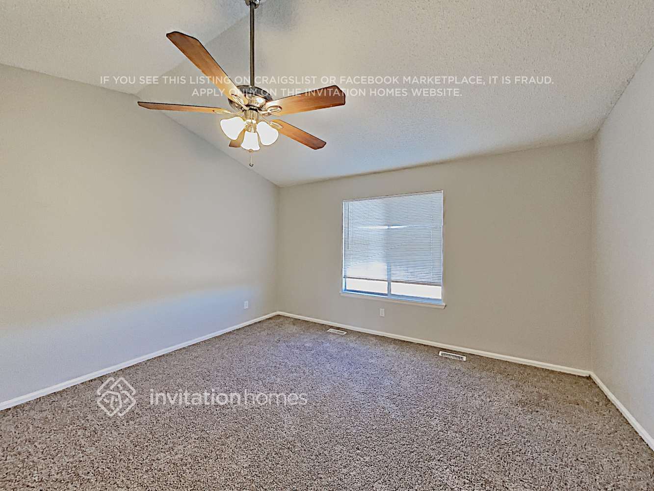 Building Photo - 1254 Ascot Ave