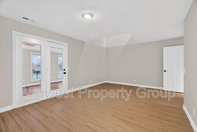 Building Photo - 90 Sutters Mill Rd