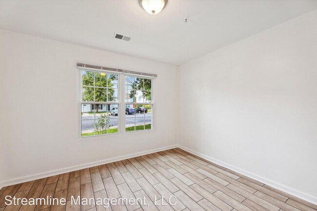 Building Photo - 4 br, 2.5 bath House - 7007 Onyx Ct.