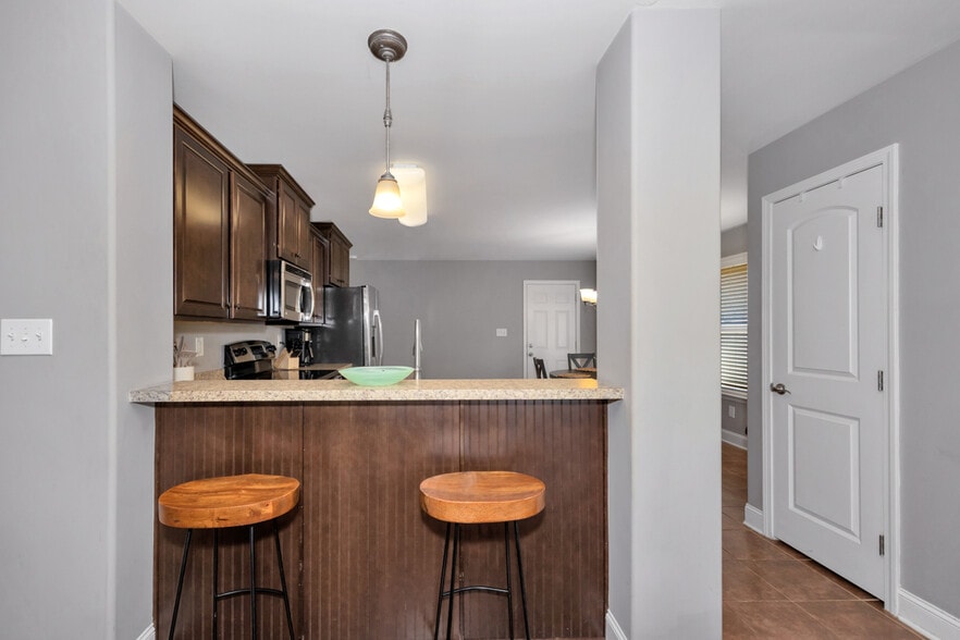 Building Photo - 314 Harbor Glen Dr SW