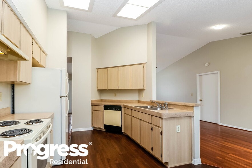 Building Photo - 11479 Cavern Rd