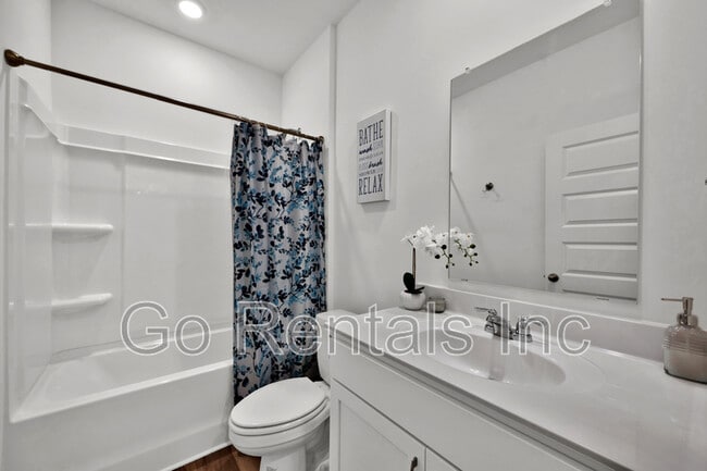 Building Photo - 9426 Doss Ferry Ln