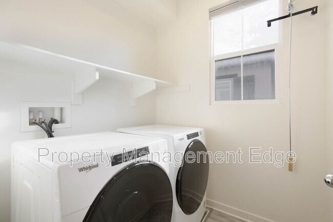 Building Photo - 4104 Vela Wy
