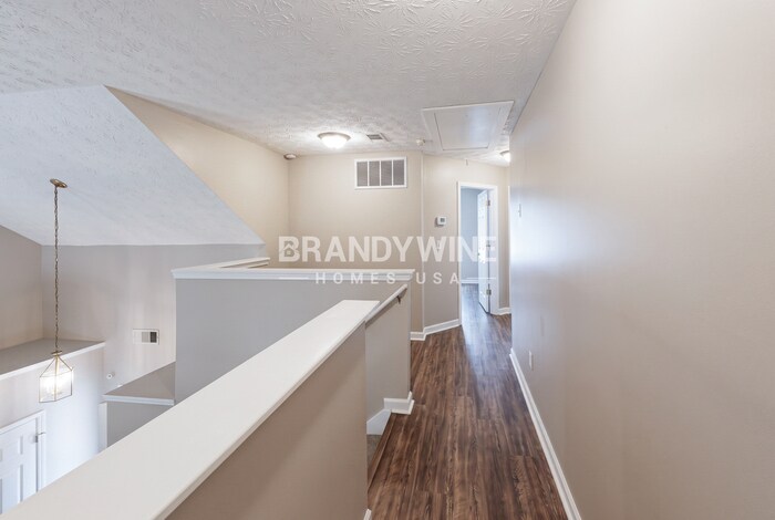 Building Photo - 2168 Wingfoot Pl