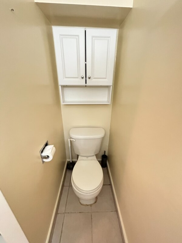 Building Photo - 718 N Cayuga St