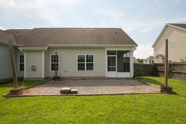 Building Photo - 238 Silver Hills Dr
