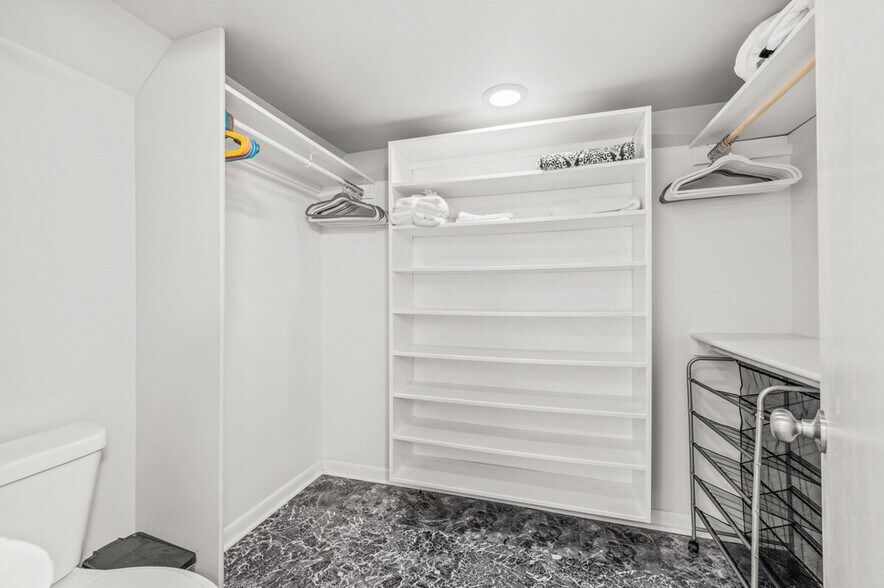 Building Photo - 2637 17th St