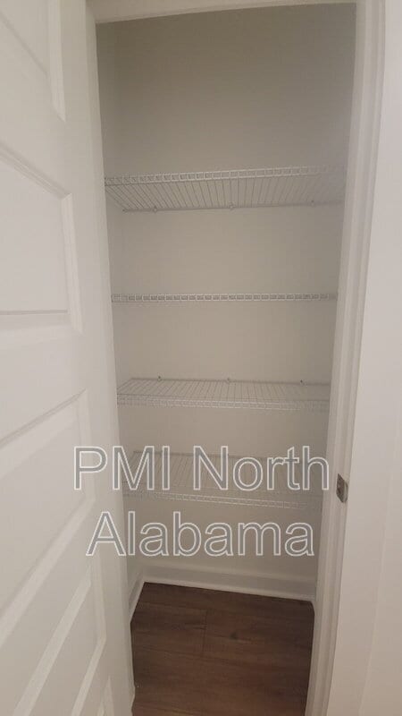 Building Photo - 7578 Discovery Pt Dr NW