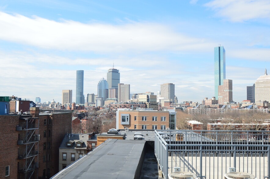 Building Photo - 139 E Berkeley St