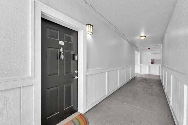 Building Photo - Beautifully Updated One Bedroom in Downtown Orlando