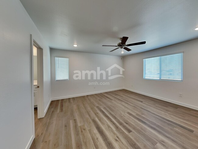 Building Photo - 9725 W Luxton Ln