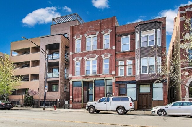 Building Photo - 1429 W. Grand(AKA 1117 Hoyne)