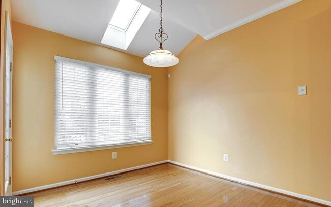 Building Photo - 25859 Kirkwood Square