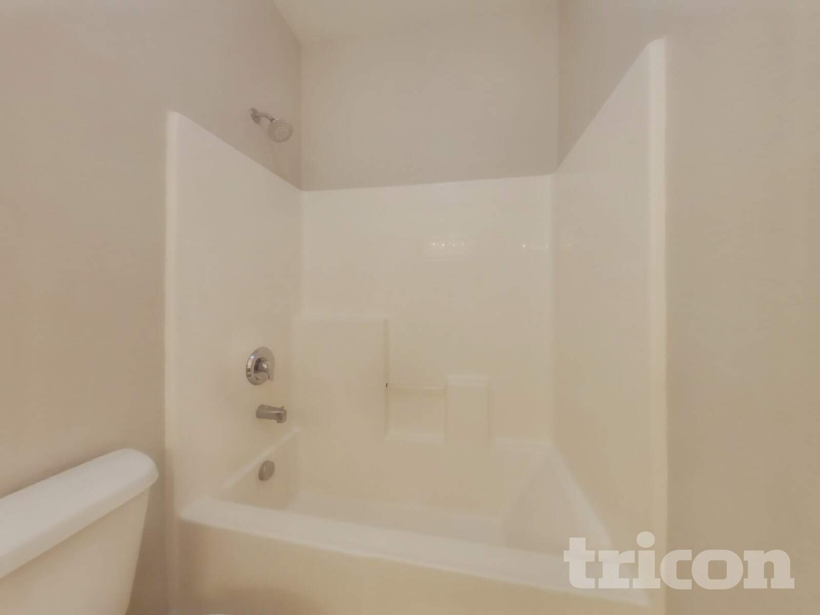 Building Photo - 733 Pino Ave