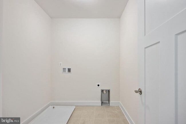 Building Photo - 354 Evermore Ln