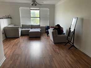 Building Photo - 400 17th St NW