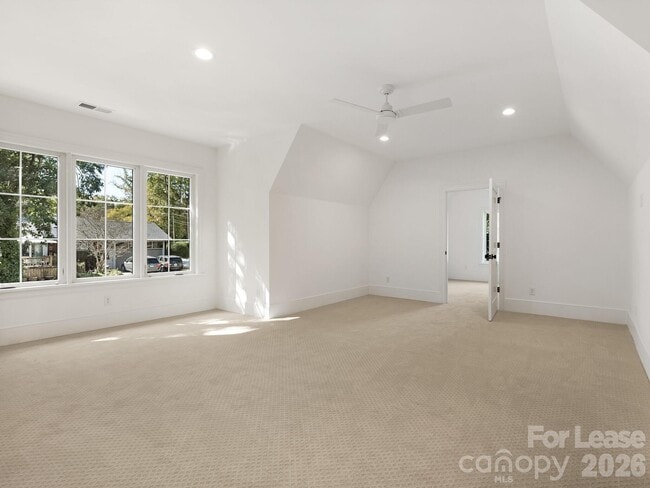 Building Photo - 1511 Cavendish Ct