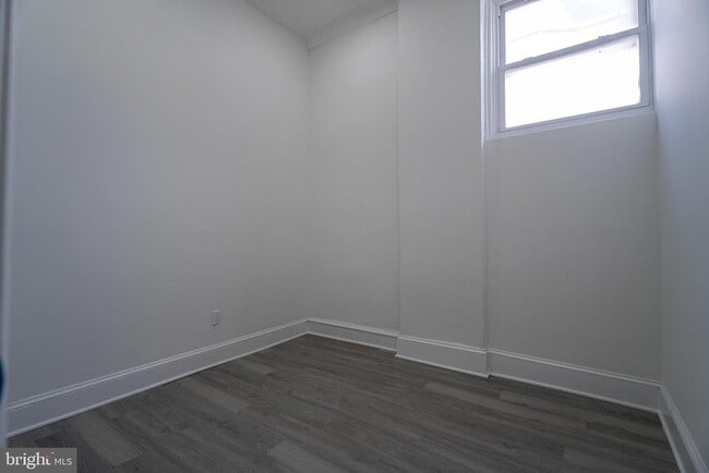 Building Photo - 2410 Wharton St
