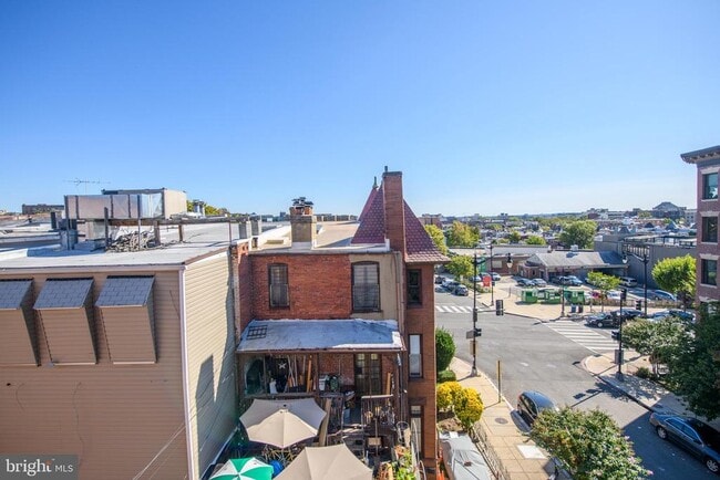 Building Photo - 1807 California St NW