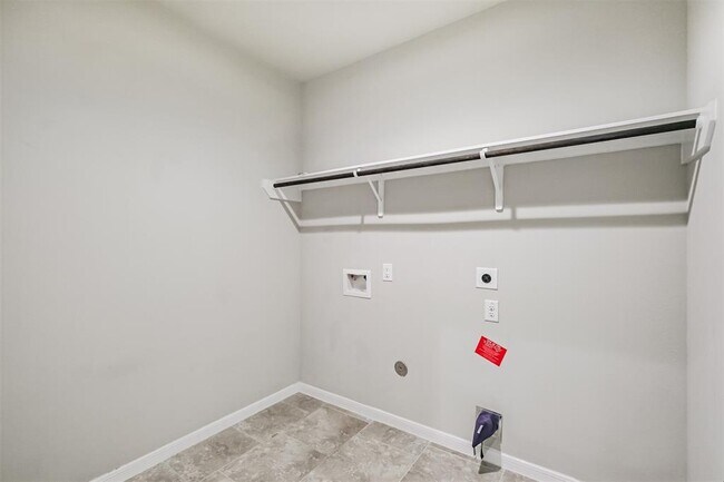 Building Photo - 18222 Sunniberg Ct