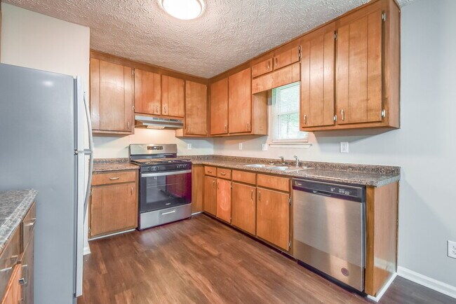 Building Photo - 8985 Yarmouth Dr