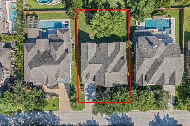 Building Photo - 7 N Beech Springs Cir