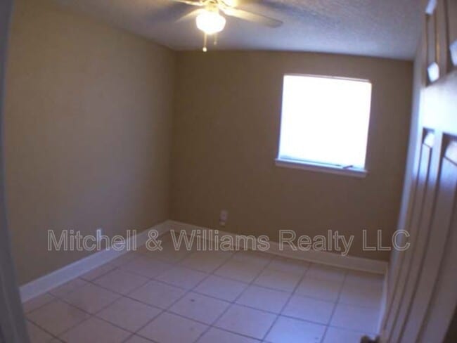 Building Photo - 9729 Waynesboro Ave