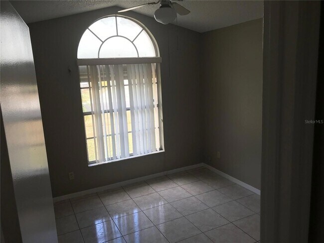 Building Photo - 1112 Gardanne Ct
