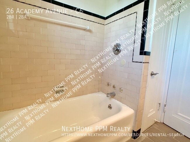 Building Photo - 26 Academy Ave