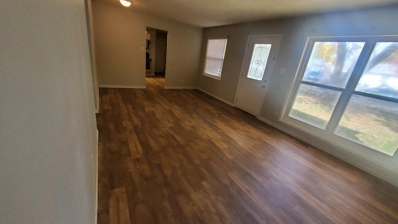 Building Photo - 25 Steeplechase Dr