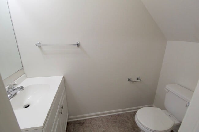 Building Photo - 1326 Devon Ln