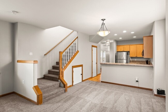 Building Photo - 3 Bed/ 2.5 Bath home in Woodstock neighbor...