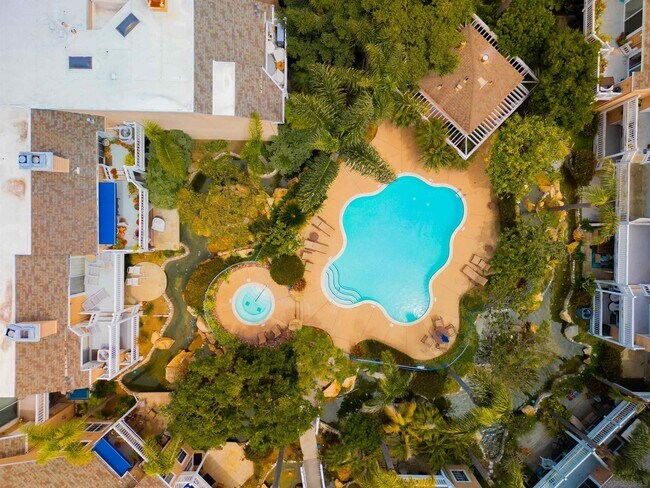 Building Photo - 8585 Via Mallorca
