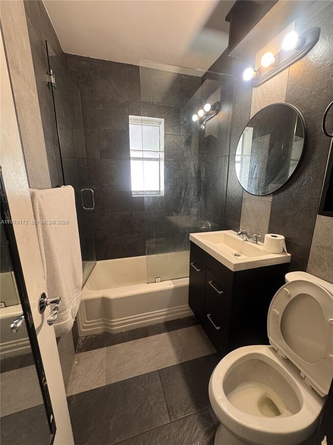 Building Photo - 2900 N Ocean Blvd