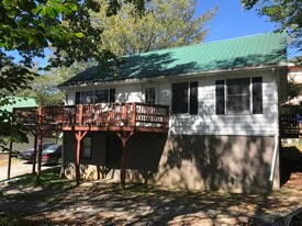 Building Photo - 2742 US Highway 421 N