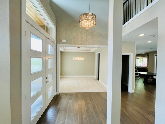 Building Photo - 8113 173rd Ave E