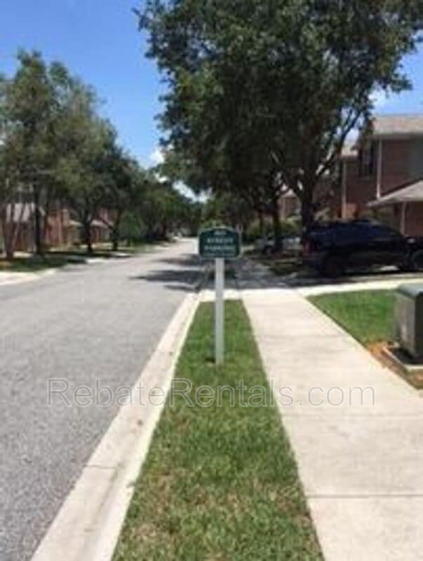 Building Photo - 11043 Castlemain Cir E