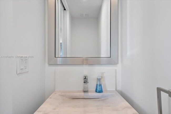 Building Photo - 332 Balboa St