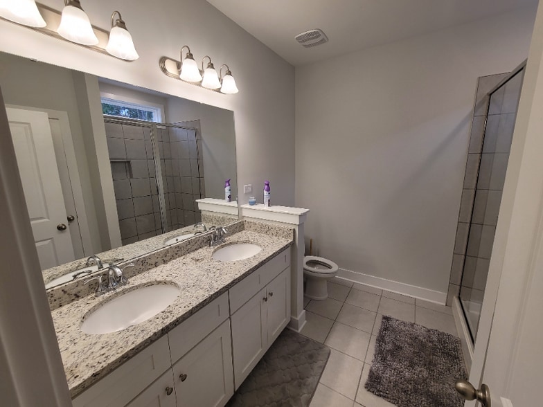 Building Photo - 8204 S Antler Dr