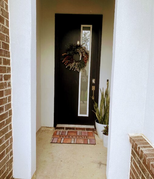 Primary Photo - 14006 Juniper Pt Ln