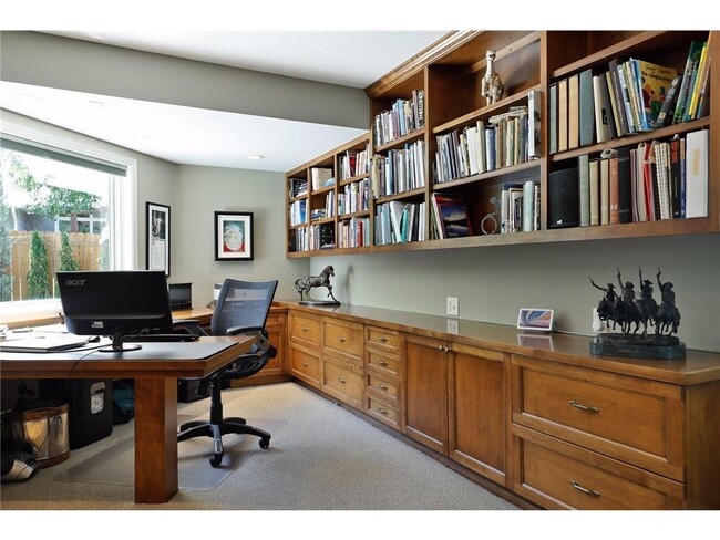 Building Photo - 2624 Princeton
