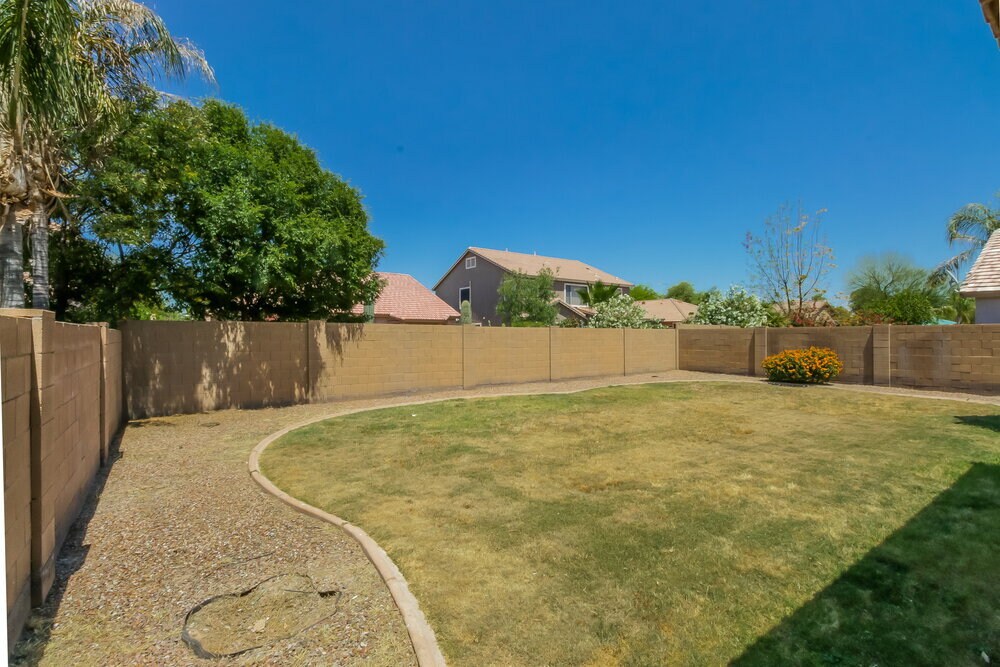 Building Photo - 1942 E Ebony Pl