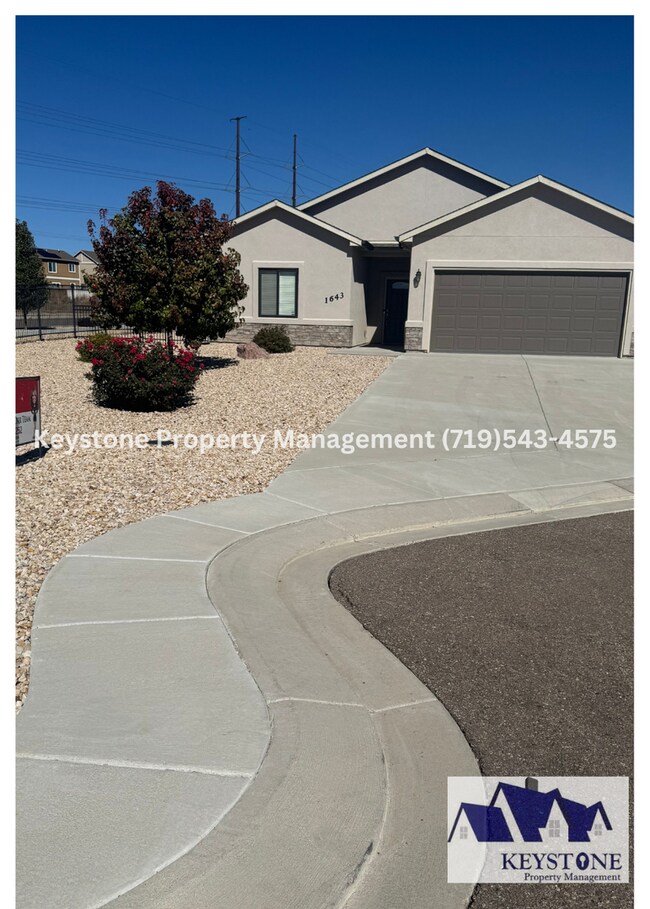 Building Photo - Gated Community - One Level Living  2 Bedr...