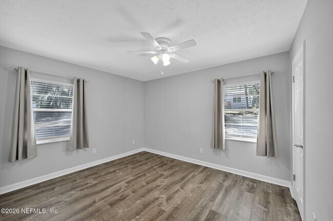 Building Photo - 133 Cll Menendez