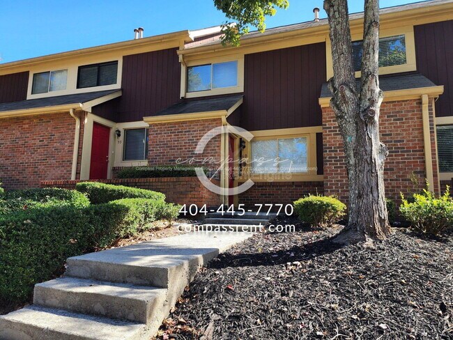 Primary Photo - 60 Country Pl Ct