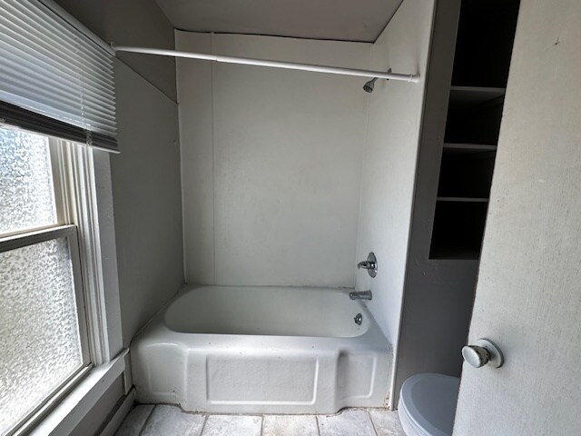 Building Photo - 313 Myrtle Ave