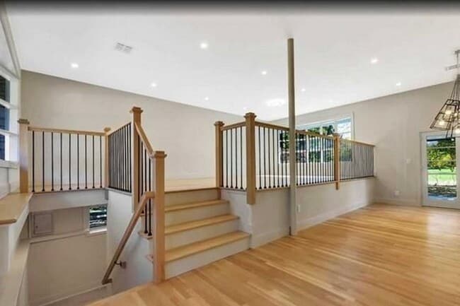Building Photo - 22 Greentree Terrace