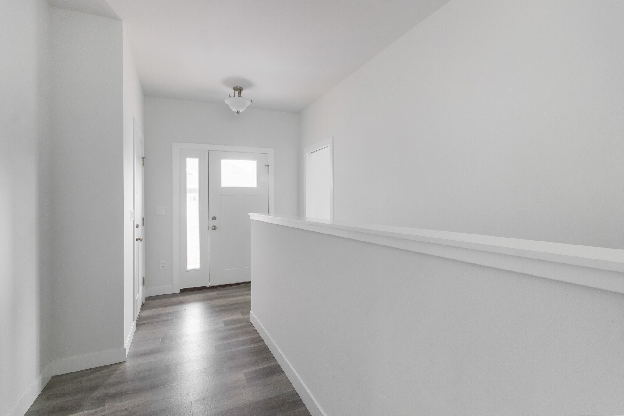 Building Photo - 9506 Excalibur Dr