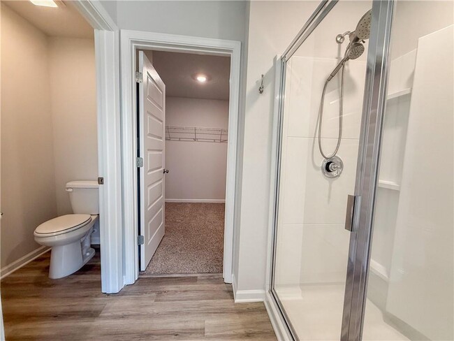 Building Photo - 5205 Pinyon Dr