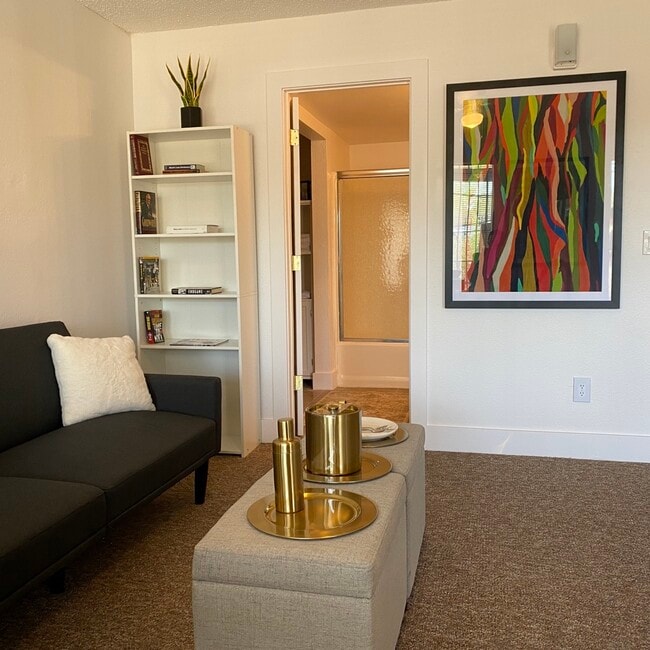 Great layout - 1125 N 7th Ave